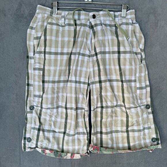Akademiks Green Floral Plaid Shorts Size 32 - Picture 1 of 10